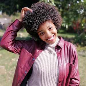 Photo of Yonela