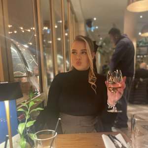 Photo of Elly