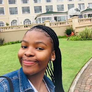 Photo of Yoliswa Monde