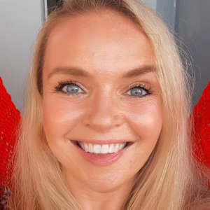 Photo of Tracey Marshall