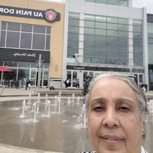 Elizabeth Santamaria