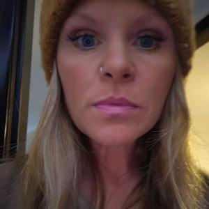 Photo of Katie Wright