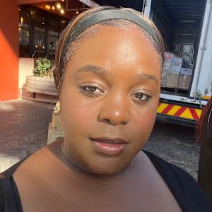 Photo of Eliana Nkembo