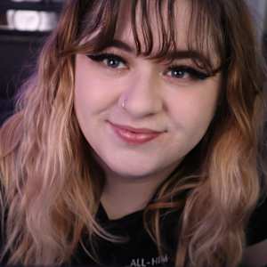 Photo of Chloe Powell