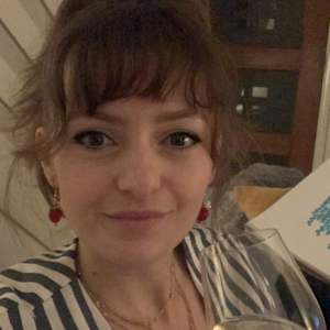 Photo of lianne halliday