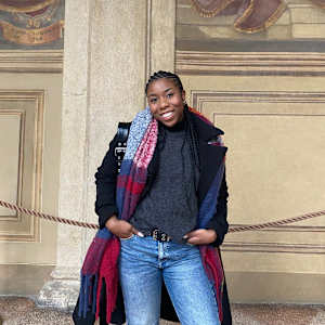 Photo of Ana Davis