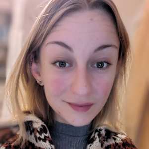 Photo of Chloe Mascarin