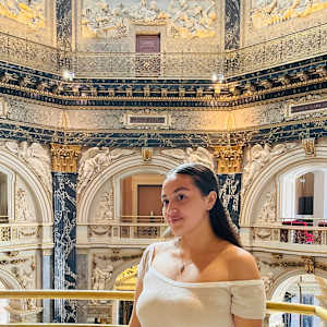 Photo of Laura