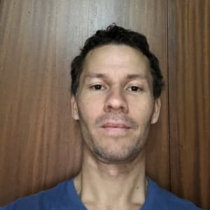 Photo of Lee