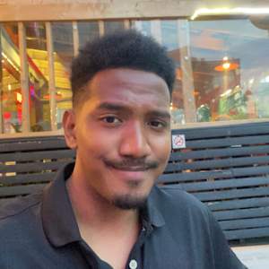 Photo of Danielle Dimude