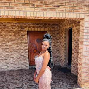 Photo of Ntombemhlophe Zide