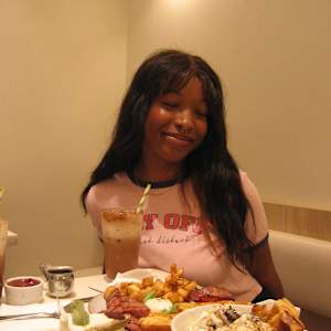 Photo of Mya Davidson