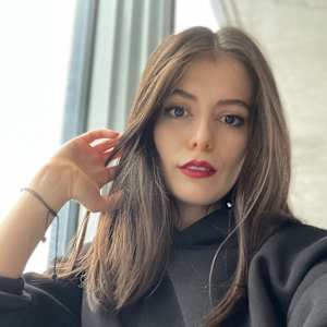 Photo of Nooshin Sheibanipoor