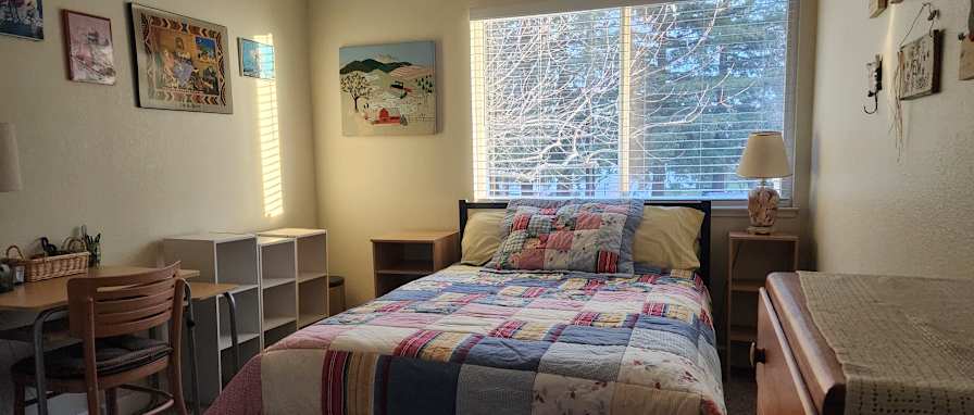 Photo of Dena's room