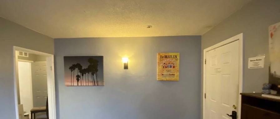Photo of Bob's room