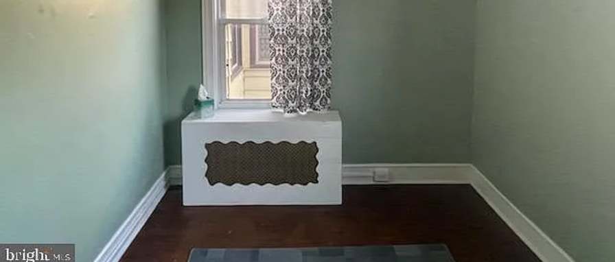 Photo of YVONNE's room