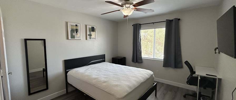 Photo of PadSplit's room