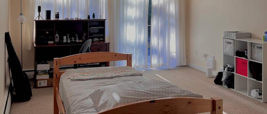 Photo of Emanwel's room