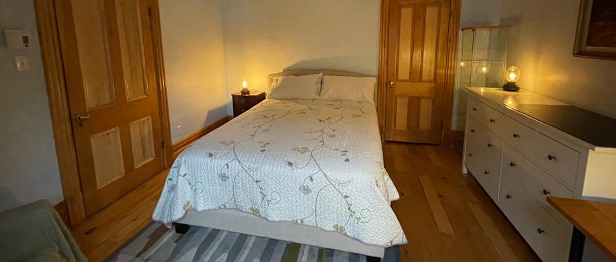 Julie Lamontagne's room