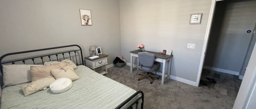 Photo of Raajpaal's room