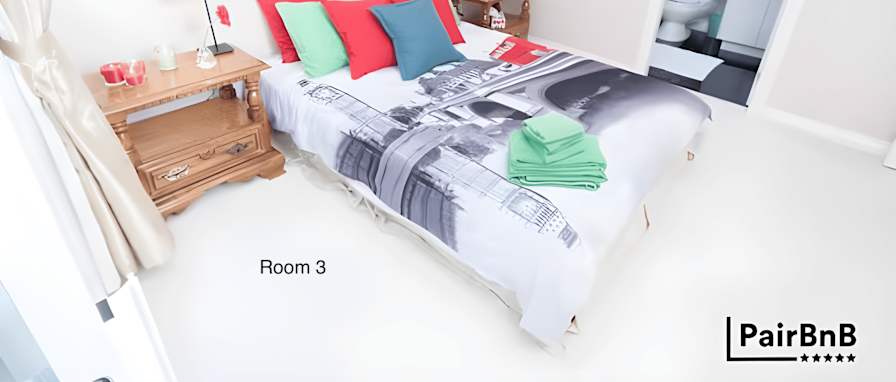Photo of matthew denham's room