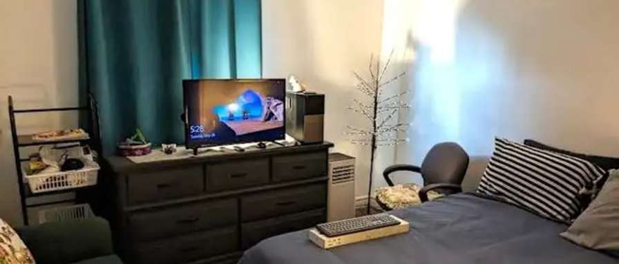 Photo of john bortolin's room
