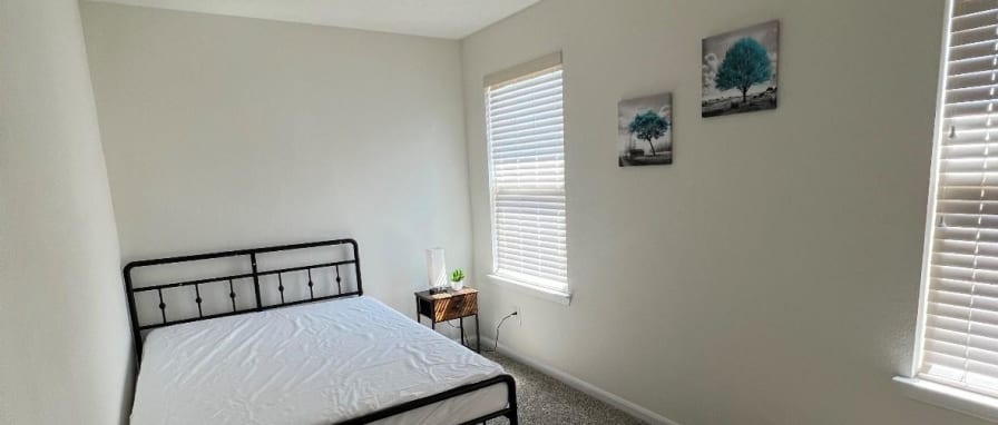 Photo of PadSplit's room