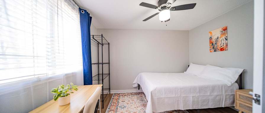 Photo of PadSplit's room