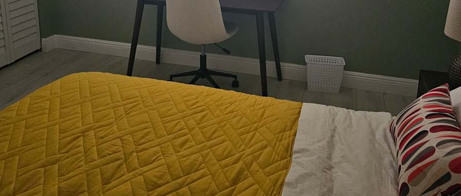 Photo of K. M.'s room
