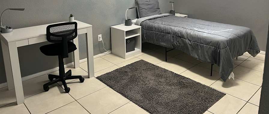 Robert Martinez's room