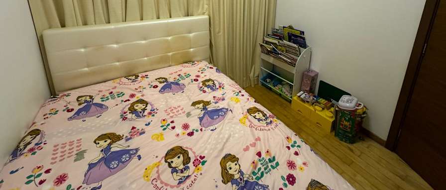 Photo of Carlo's room