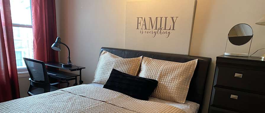 Photo of Jeanette's room