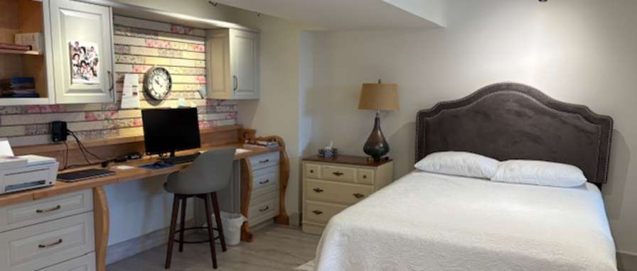 Photo of Murray's room