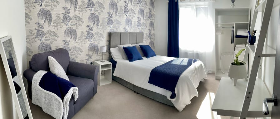 Photo of Gordon's room