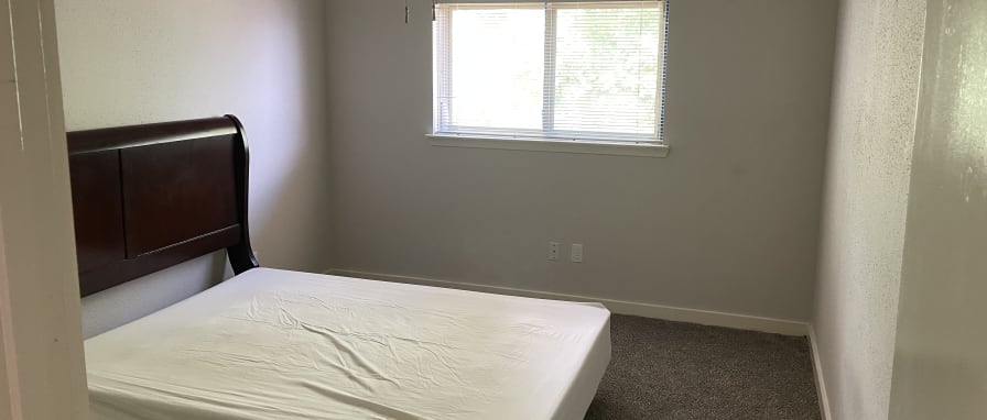 Photo of Kaitlyn's room
