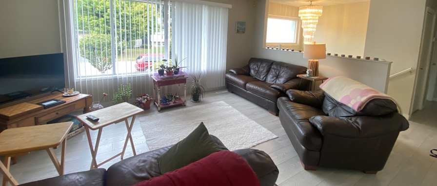 Emerald House's room