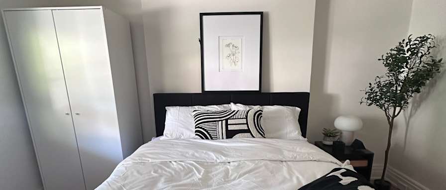 Photo of Raymond's room