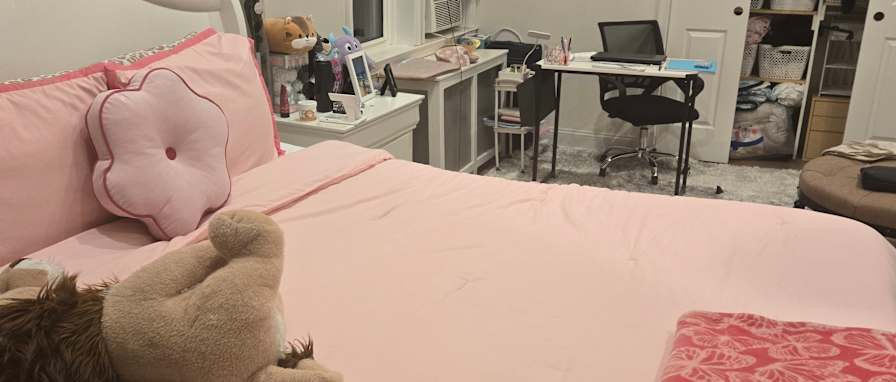 Photo of Pat's room