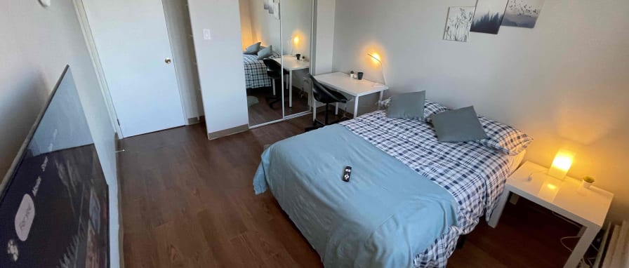 Photo of Ozi's room