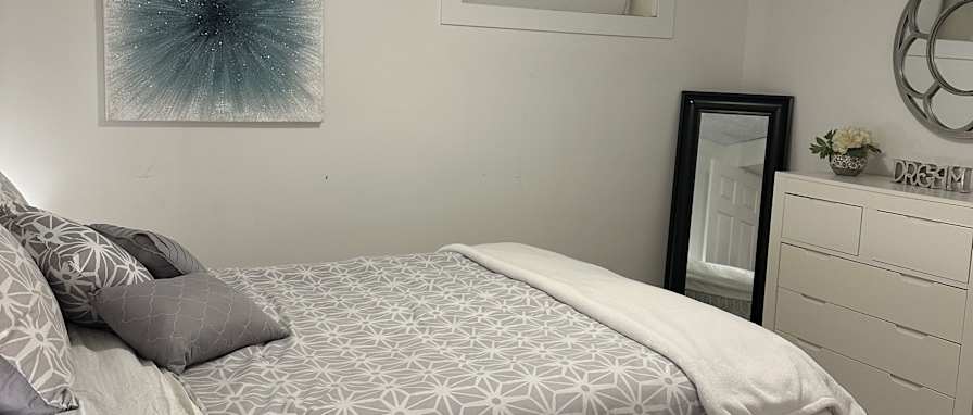 Photo of Linda's room