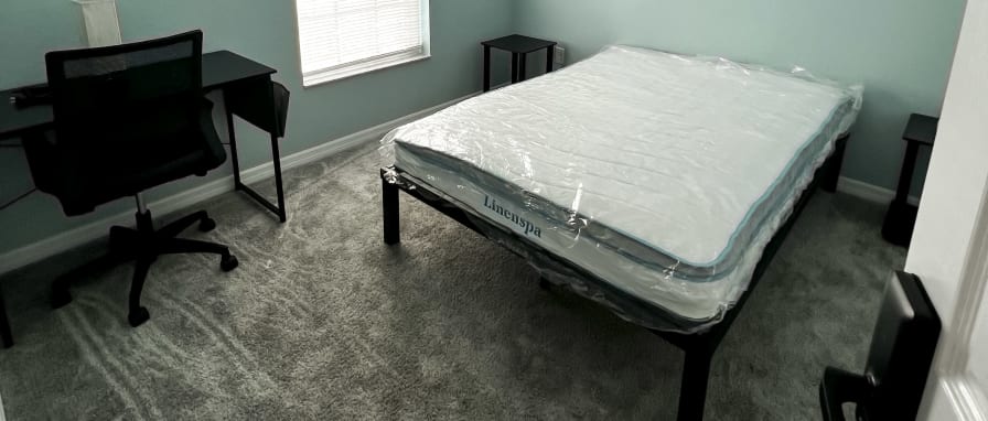 Photo of PadSplit's room