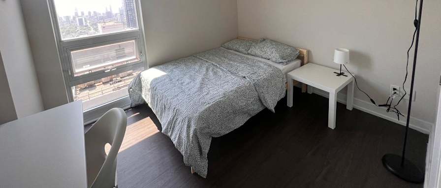 Photo of Moe's room