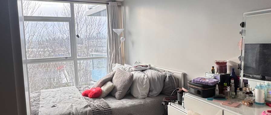 Nicolle Pereira's room