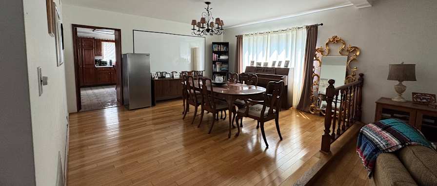 Photo of Jeffrey's room