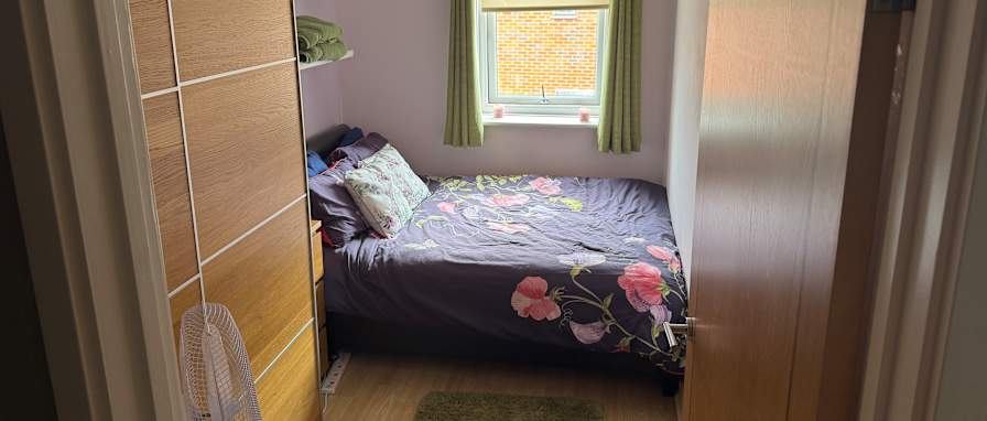 Photo of Lee's room