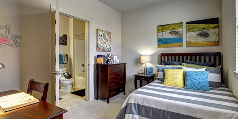Private room to rent in share house Hidden Forest Court Marietta