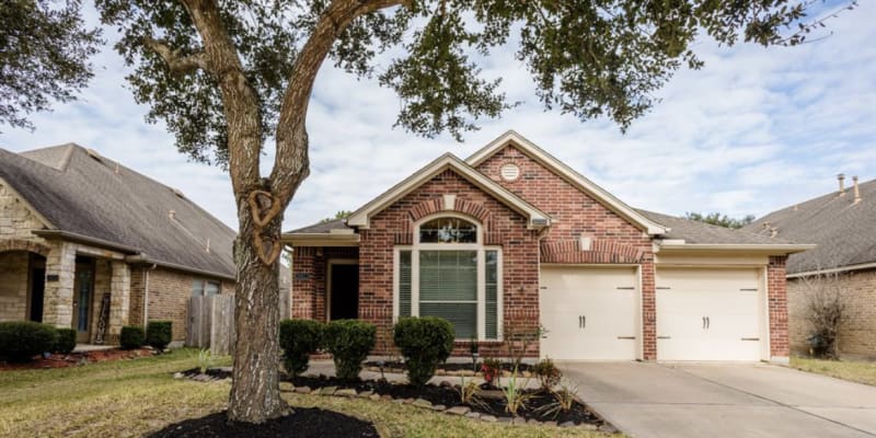 Private room to rent in share house Richmond Texas 77406 Nice