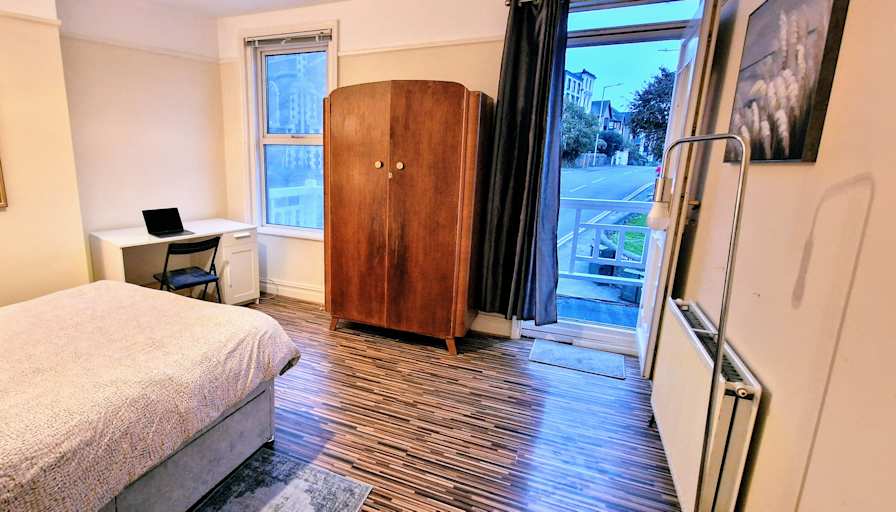 Photo of Tea's room