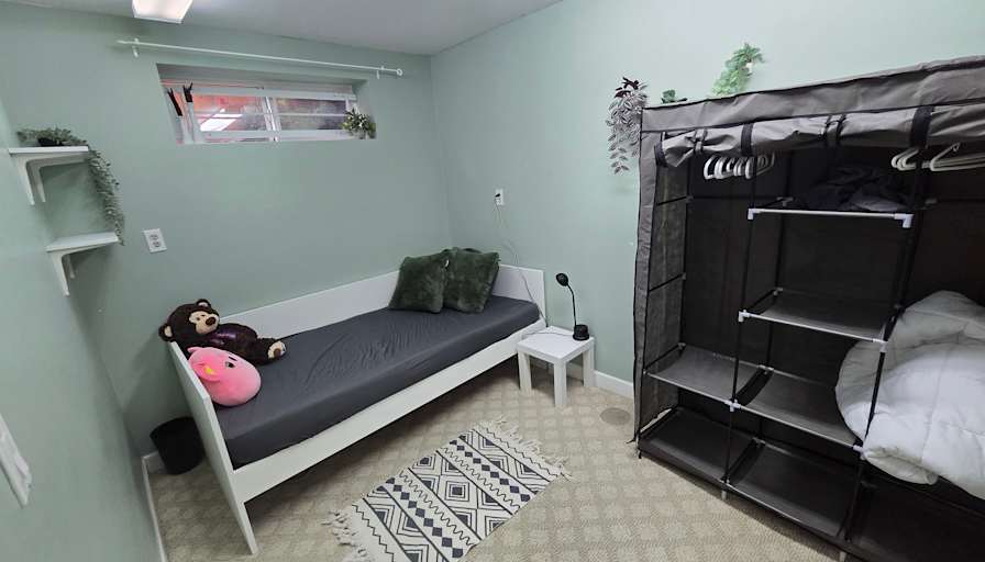 Photo of Tammy Kurtz's room