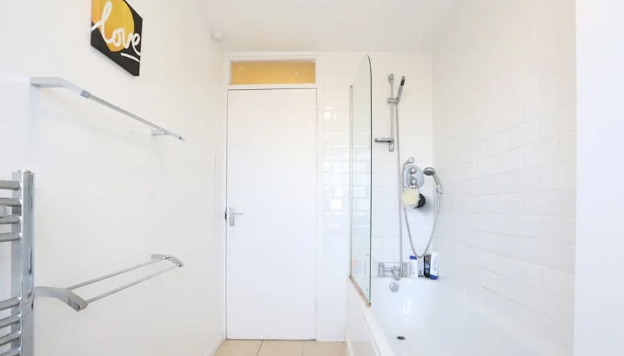 Photo of Arturo's room